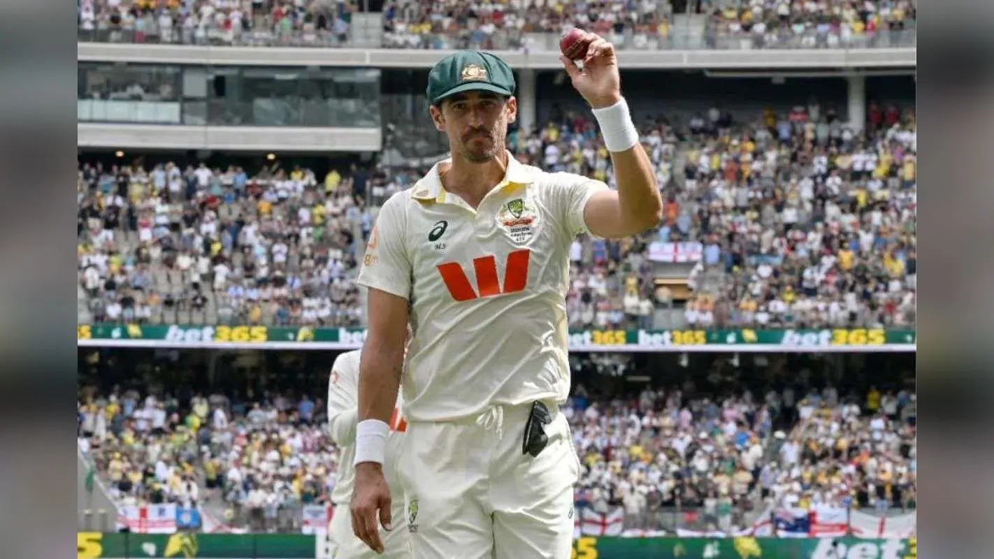 The Ashes: मिचेल स्टार्क की शालीनता, तोड़ डाला वसीम अकरम का बड़ा रिकॉर्ड फिर भी खुद को बताया छोटा