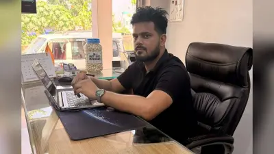 बिहार के लाल का कमाल, इंस्टाग्राम पर मखाना बेचकर हर महीने करता है 3 करोड़ की कमाई