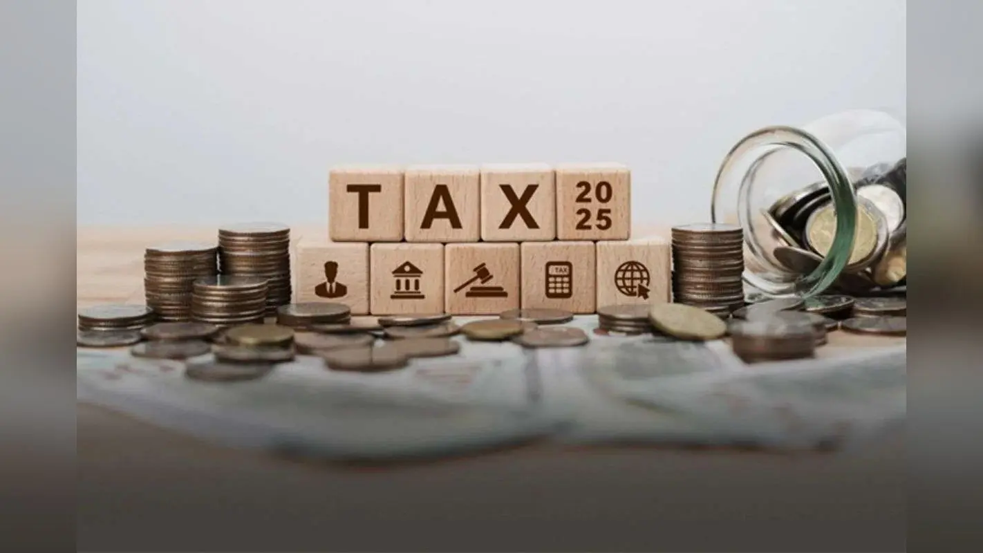 New Income Tax Act: 2026 से नया इनकम टैक्स कानून लागू, 64 साल पुराने नियम खत्म, सिगरेट-पान मसाला महंगा, कस्टम्स में राहत