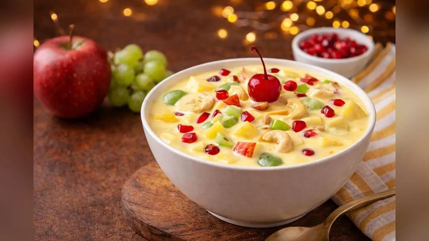 New Year Fruit Custard Recipe: मीठे अंदाज में करें नए साल की शुरुआत, नोट कीजिए फ्रूट कस्टर्ड रेसिपी