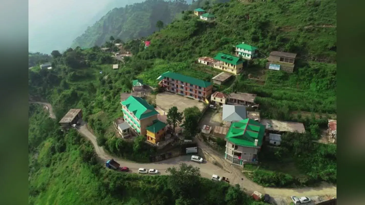 New Year Trip Ideas: एडवेंचर के शौकीनों के लिए स्वर्ग से कम नहीं है हिमाचल प्रदेश की ये जगह, बार-बार जाने को होंगे मजबूर