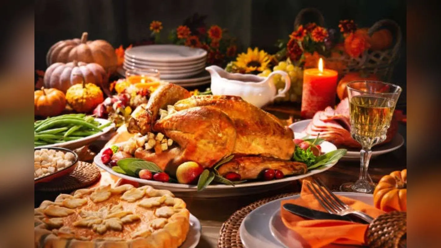 New Year’s Eve Dinner Ideas: इन पकवानों से करें न्यू ईयर को सेलिब्रेट, मेहमान भी जमकर करेंगे तारीफ