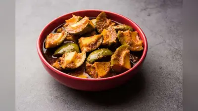 Online Pickles Prices: कहां मिलता है सबसे सस्ता अचार, जो स्वाद बढ़ाने के साथ-साथ जेब को देता है राहत