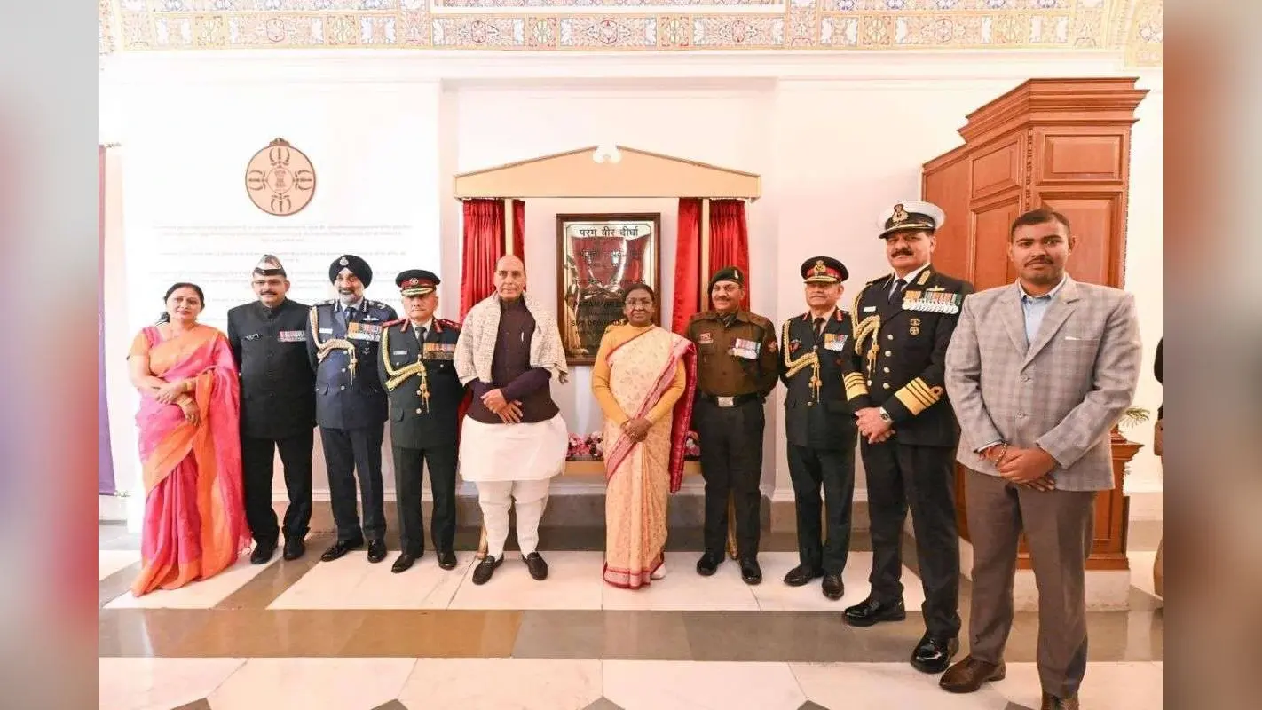 राष्ट्रपति भवन की गैलरी में परमवीर विजेताओं के चित्र लगाए गए, पीएम मोदी ने लिखा खास संदेश