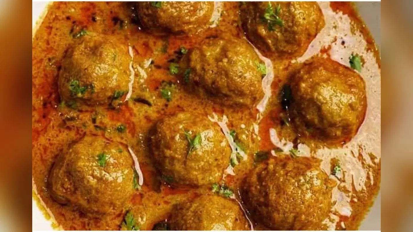 Patta Gobhi Kofta Curry: पत्तागोभी अब नहीं रही बोरिंग! स्वादिष्ट और फ्लेवर रिच ये कोफ्ता करी हमेशा के लिए बन जाएगी आपकी फेवरेट