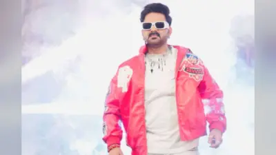 Laughter Chefs 3: लाफ्टर शो में पवन सिंह का धुआंधार अंदाज, इस कंटेस्टेंट के लिए कहा- ऐसा चोखा बनाऊंगा कि 3 दिन बाथरूम से बाहर नहीं निकलेंगे