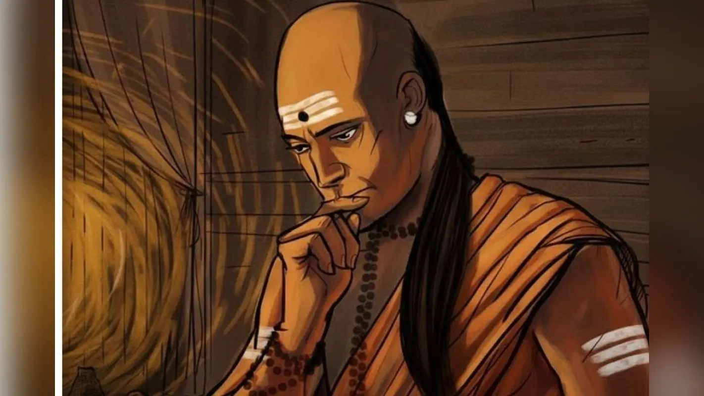 Chanakya Niti: हज़ार कोशिशों के बाद भी कोई आपको नुकसान नहीं पहुंचा पाएगा – बस ये 11 सीख याद रखें