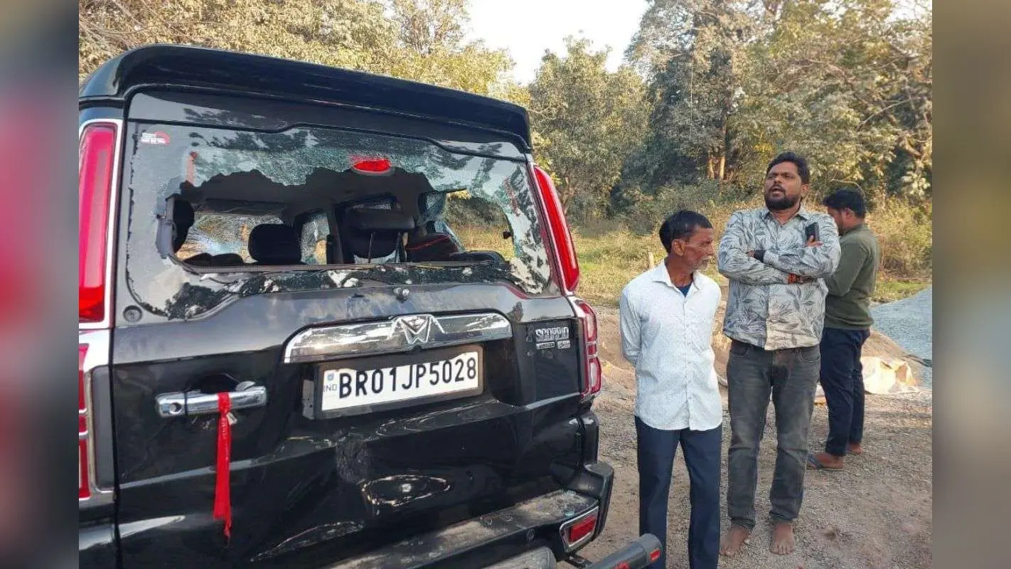 Bihta: पहले बोलेरो से पीछा किया, रास्ता बदल लेने पर 12 बाइकर्स ने एक साथ स्कॉर्पियो पर किया हमला