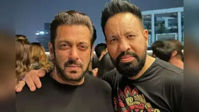 Salman-Shera Bonding: सलमान ने शेरा को सबके सामने किया टीज, बॉडीगार्ड का रिएक्शन देख इमोशनल हुए फैंस