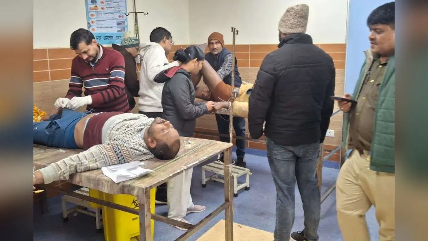 Encounter In Bihar: सारण में दो बदमाशों को पुलिस ने दौड़ाकर मारी गोली, डॉक्टर किडनैपिंग केस में ताबड़तोड़ एक्शन