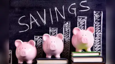 Savings Tips: मोटी सैलरी के बाद भी नहीं होती बचत? आज से अपना लेंगे ये आदतें तो छप्पर फाड़ के बरसेगी दौलत