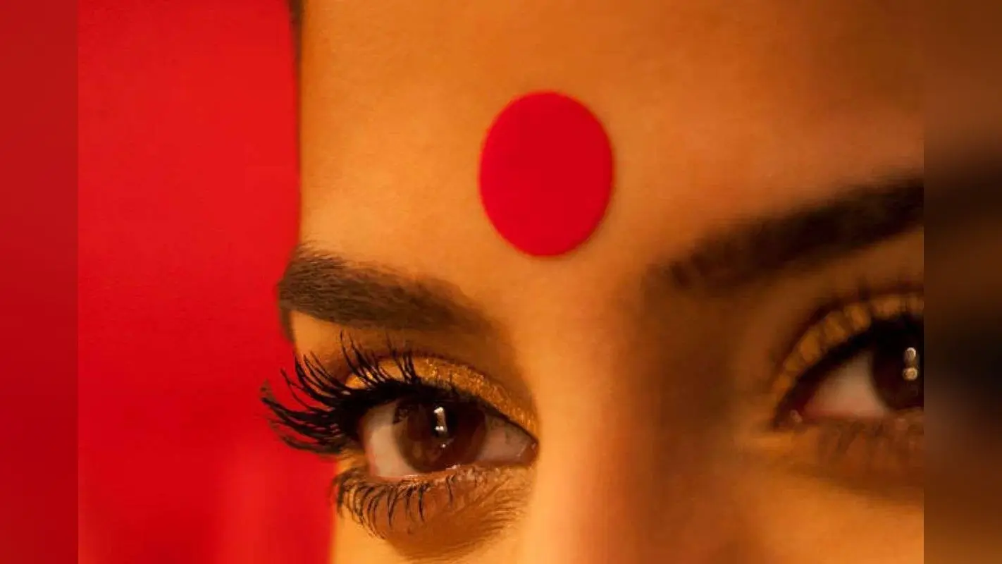 Bindi Health Benefits: सिर्फ चेहरे की खूबसूरती नहीं बिंदी में छिपा है सेहत का राज
