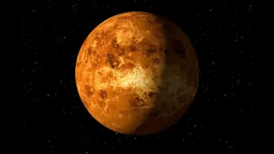 Shukra Gochar December 2025: शुक्र का धनु राशि में गोचर, तुला समेत इन तीन राशियों की होगी बल्ले बल्ले