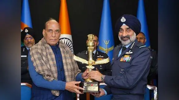 Defense: ऑपरेशन सिंदूर से सीख लेकर भावी रणनीति बनाने की है जरूरत
