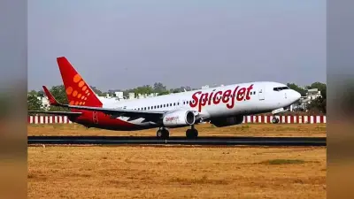 Flight Bomb Threats: दिल्ली-पटना फ्लाइट को बम से उड़ाने की धमकी, एयरपोर्ट पर मचा हड़कंप