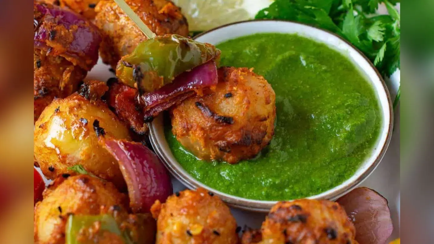 Tandoori Aloo Recipe: आलू से बनें इस स्टार्टर के सामने पनीर भी फेल है – पढें मलाईदार और स्मोकी फ्लेवर वाले तंदूरी आलू बनाने की रेसिपी