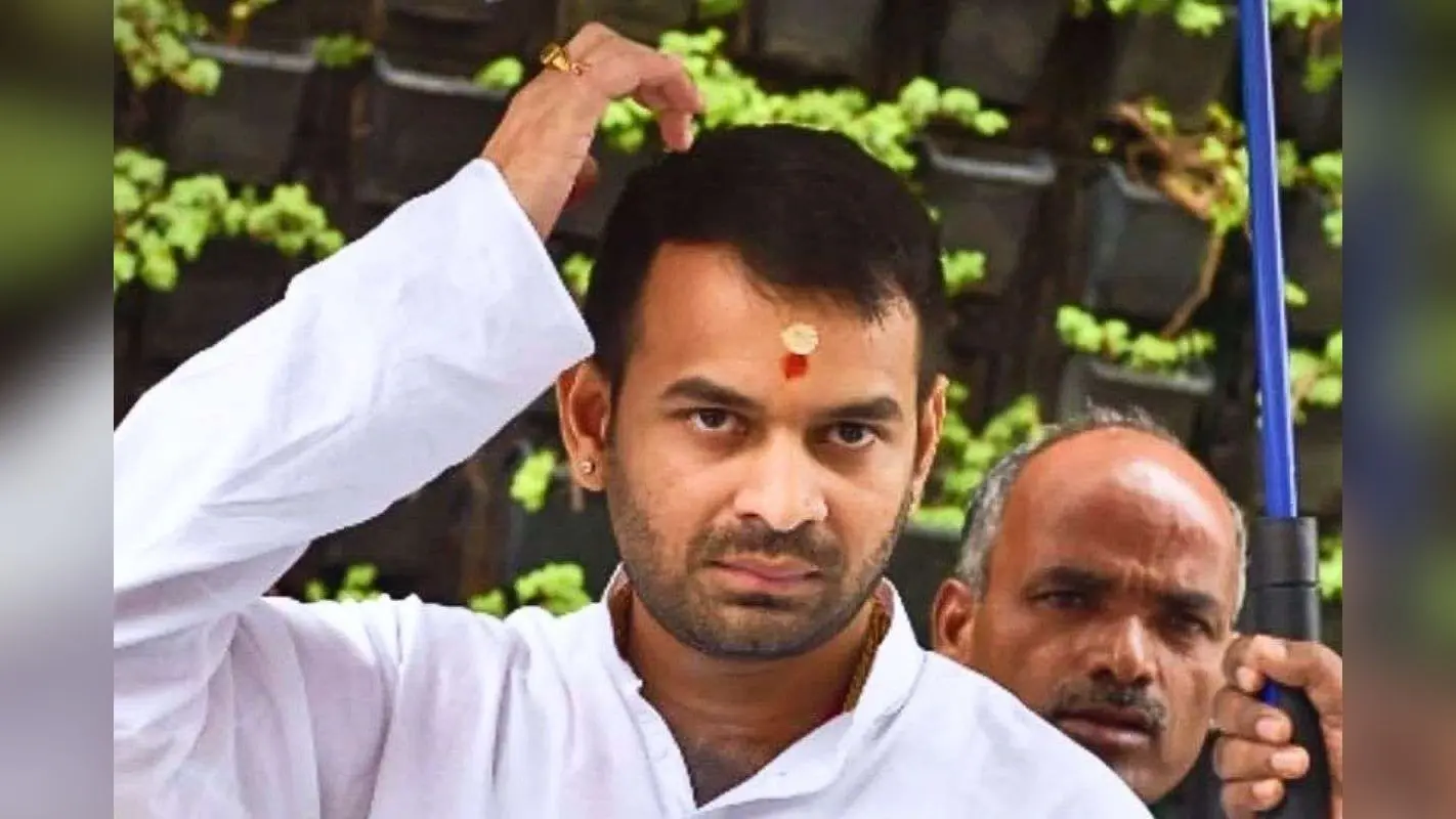 Tejpratap Yadav: तेजप्रताप यादव की अचानक तबीयत बिगड़ी, अस्पताल पहुंचकर लालू के बेटे ने कराया इलाज