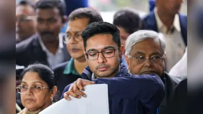 Bengal SIR: एसआईआर पर बंगाल में घमासान, CEC से मिले अभिषेक बनर्जी, BJP को ललकारा