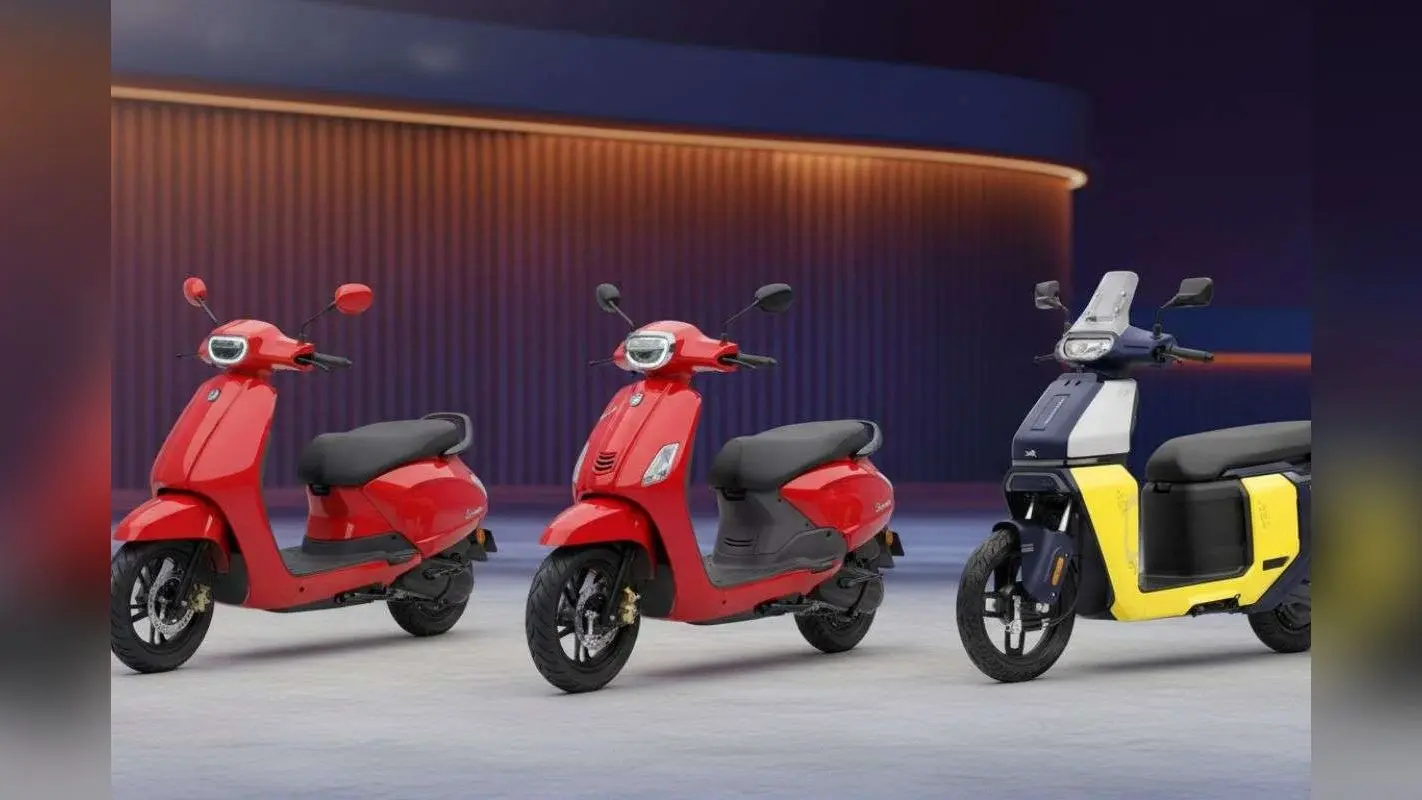 Top 3 Electric Scooter In 2025: इस साल लोगों की पहली पसंद बने ये 3 इलेक्ट्रिक स्कूटर, देखें फीचर्स और प्राइस