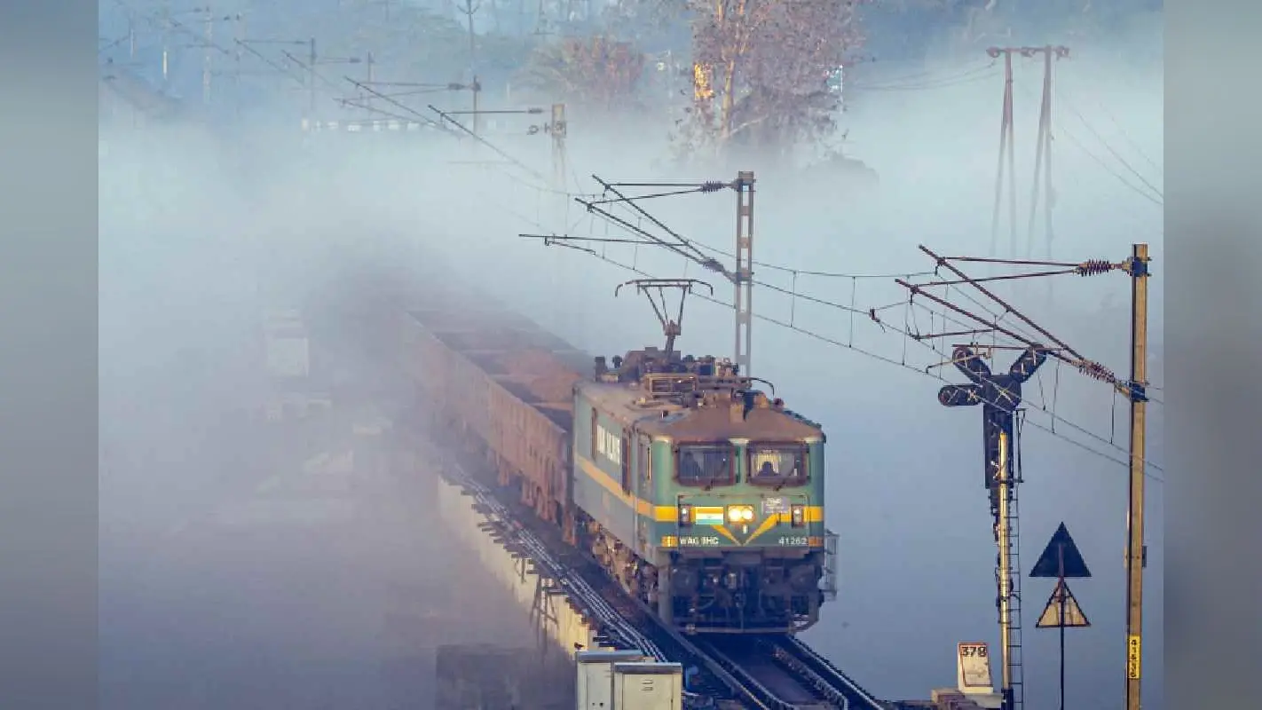 Indian Railway : झारखंड में इस रूट से नहीं चल रही है ट्रेन, जानें वजह