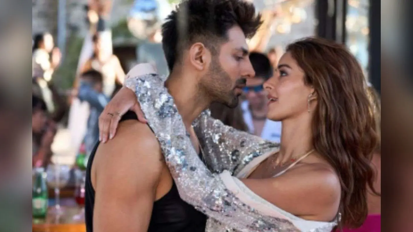 Tu Meri Main Tera Main Tera Tu Meri First Review: सामने आया कार्तिक-अनन्या की फिल्म का पहला रिव्यू, टिकट बुक करने से पहले जानें देखने लायक है या नहीं?