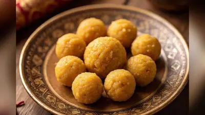 Winter Special Ladoo: नहीं होगी सेहत की चिंता, सर्दियों में फिट रहने के लिए अभी बना लें चना दाल गुड़ लड्डू