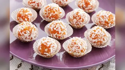 Gajar Ki Mithai: ठंड में स्वाद और सेहत का मजा देंगे गाजर की मिठाई, फटाफट नोट कर लें रेसिपी