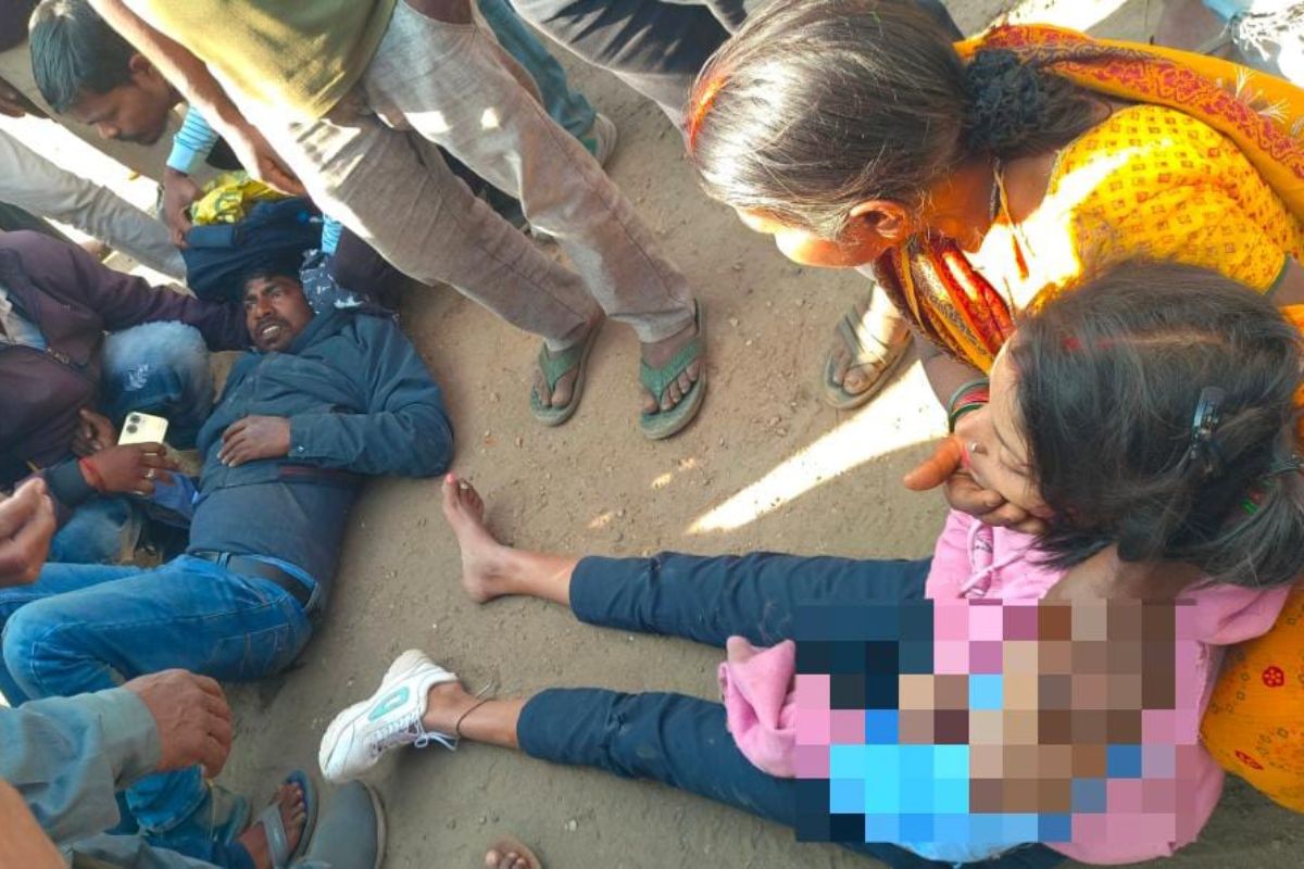 Hazaribagh: सड़क हादसे में शख्स की मौत, 7 महीने पहले हुई थी शादी; पत्नी को ले जा रहा था परीक्षा दिलाने