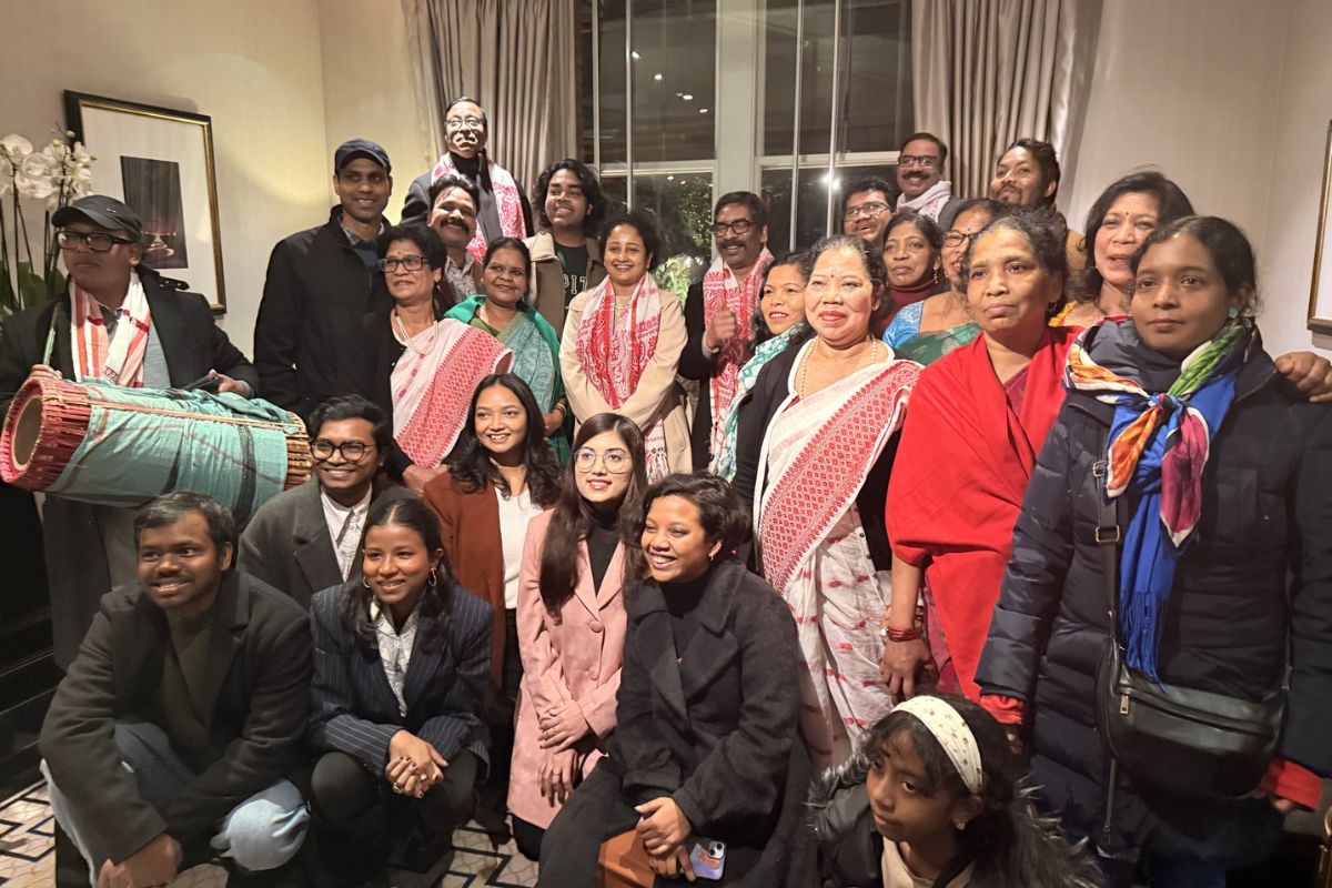 लंदन में CM हेमंत और कल्पना सोरेन का प्रवासी झारखंडियों ने किया नागपुरी गीतों से स्वागत, भावुक हुए मुख्यमंत्री