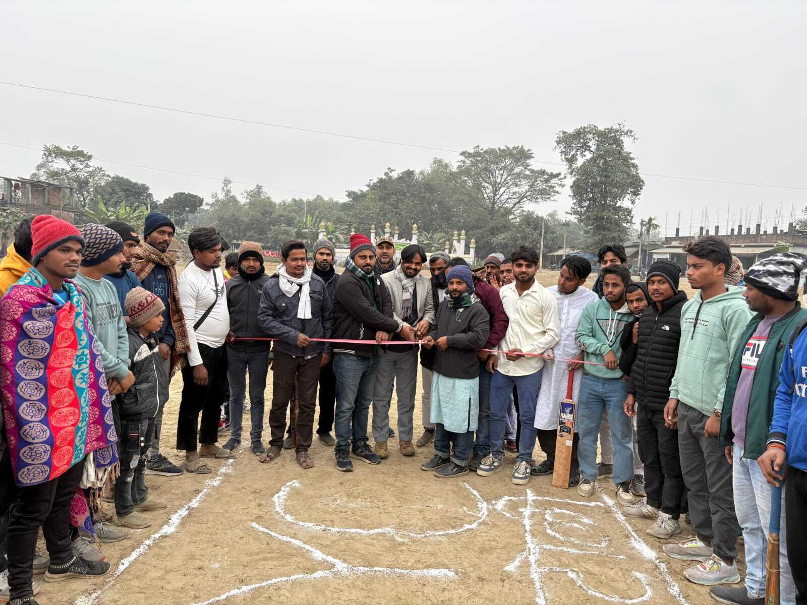 मथुरापुर ने दासग्राम को दो विकेट से हराकर खिताब पर जमाया कब्जा