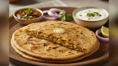 Aloo Paratha Recipe: ठंड के मौसम में खाएं लजीज आलू पराठा, जानें बनाने का आसान तरीका