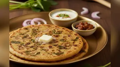 Bathua Onion Paratha Recipe: दिन की शुरुआत के लिए परफेक्ट है बथुआ प्याज पराठा, जरूर करें ट्राई
