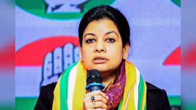 कांग्रेस अभी जिंदा है, बंगाल में मौसम के पाला बदलते ही राजनीति में मची हलचल