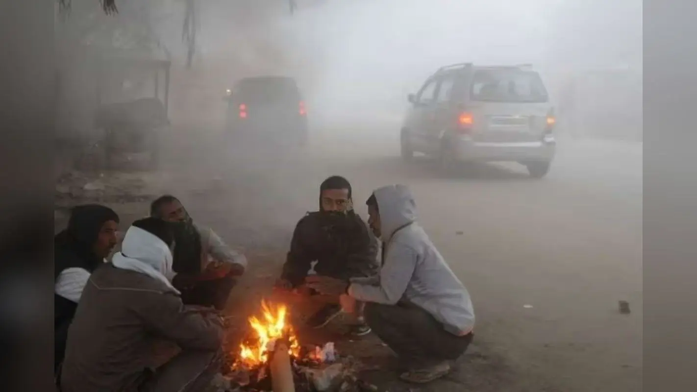 Bihar Ka Mausam: बिहार के इन 13 जिलों में आज घने कोहरे का अलर्ट, 20-21 जनवरी के बाद फिर गिरेगा पारा, मौसम विभाग की जानिए चेतावनी