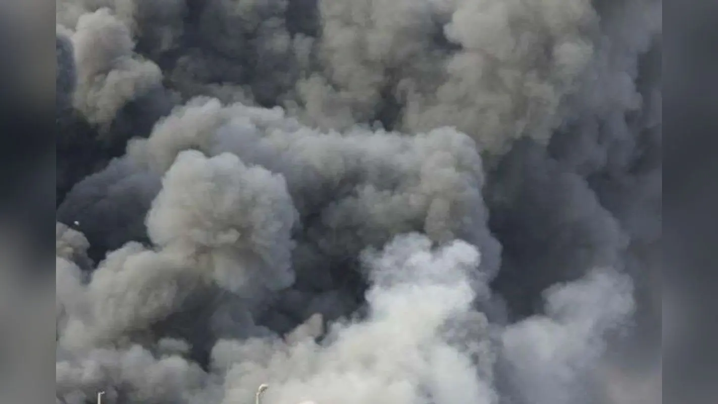 Blast in Bengal: दक्षिण 24 परगना के चंपाहाटी में पटाखा फैक्टरी में धमाके से इलाका कांपा, 4 घायल