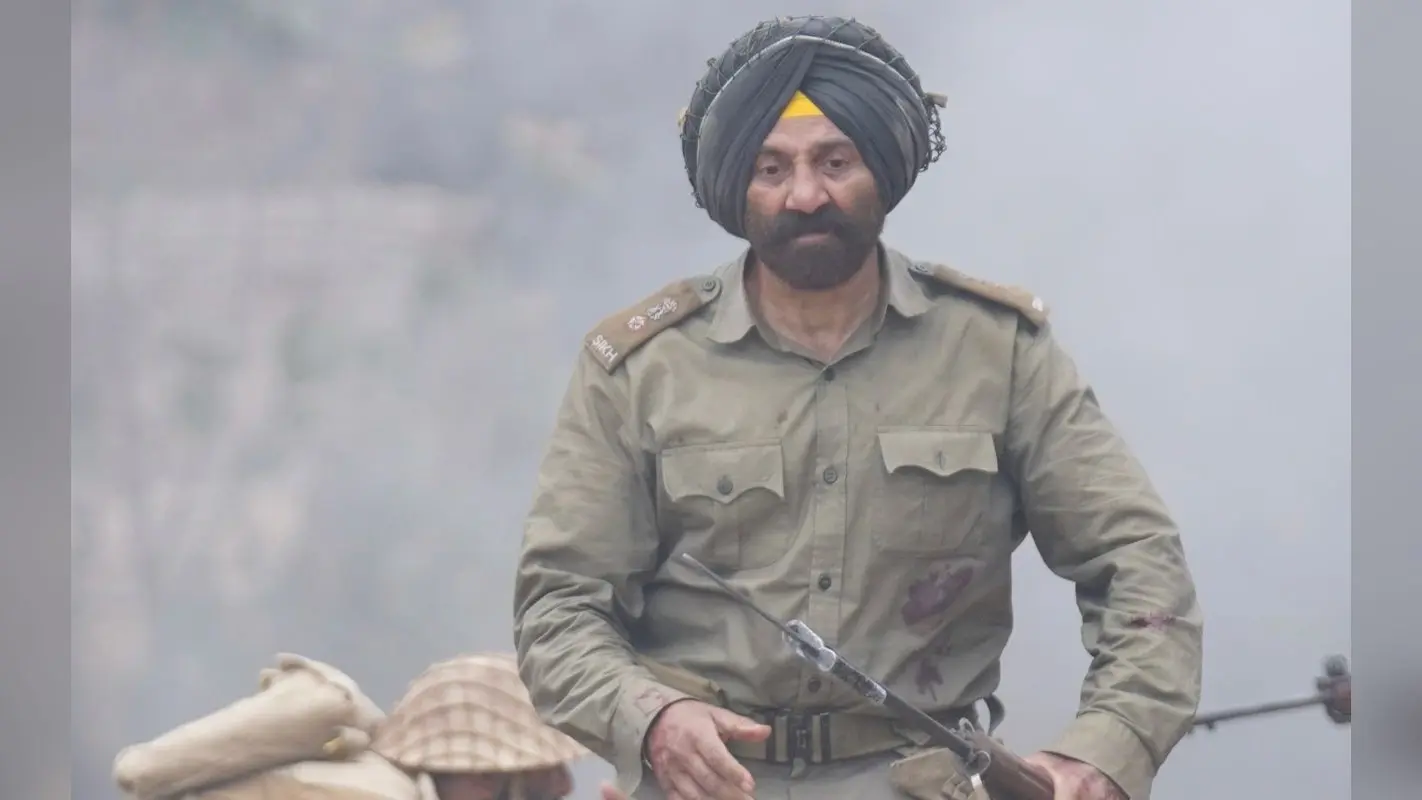 Border 2 First Review: सनी देओल का दमदार कमबैक या सिर्फ नॉस्टैल्जिया का असर? टिकट बुक करने से पहले जानिए कैसी है ‘बॉर्डर 2’