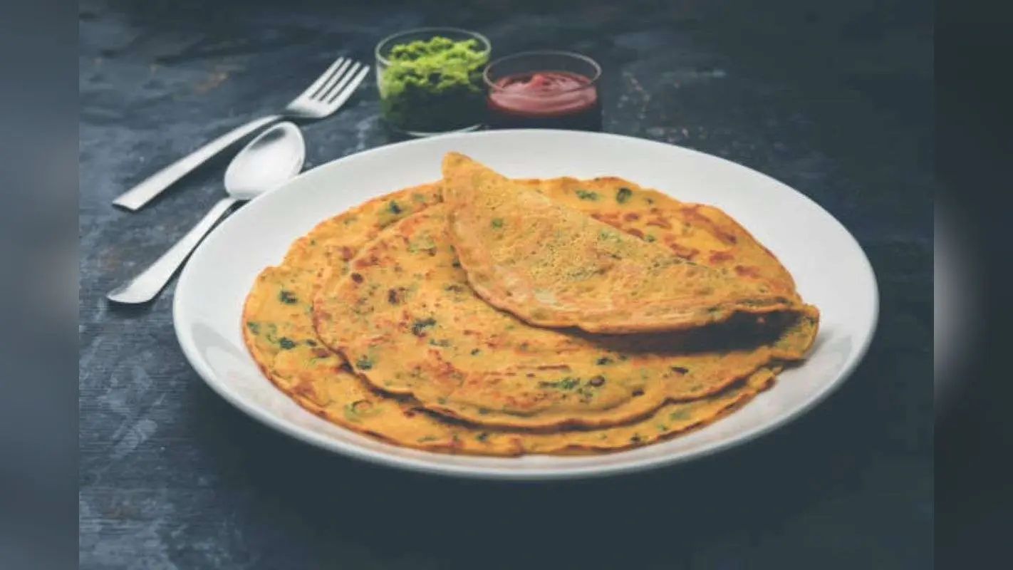 Chhattisgarhi Pyaz Bhaji Chilla Recipe: छत्तीसगढ़ी प्याज भाजी चीला में है स्वाद का जादू, यहां है सिंपल रेसिपी