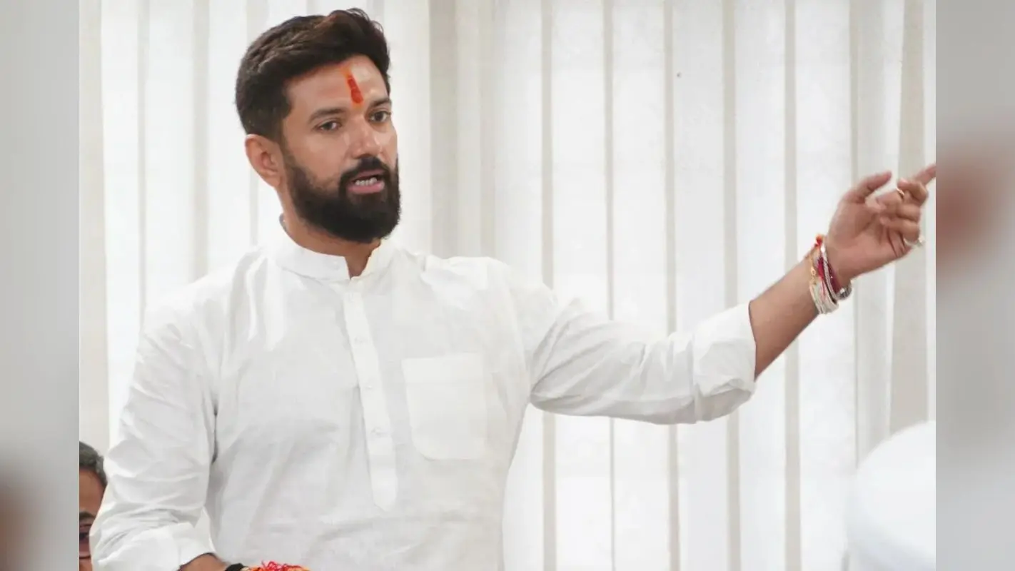 तेजस्वी यादव की नई जिम्मेदारी पर चिराग पासवान ने उठाए सवाल, बोले- आज नहीं तो कल यह होना ही था