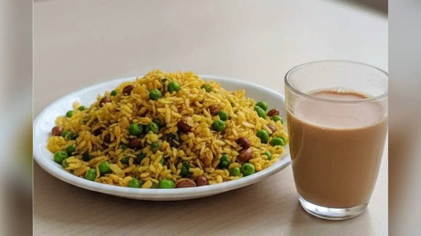 Chura Matar Bhuja Recipe: सर्दियों में बिहारी स्टाइल का टेस्टी स्नैक, मिनटों में तैयार करें चूड़ा मटर भूजा