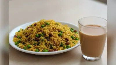Chura Matar Bhuja Recipe: सर्दियों में बिहारी स्टाइल का टेस्टी स्नैक, मिनटों में तैयार करें चूड़ा मटर भूजा