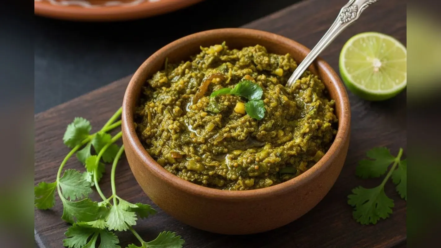 Dhaniya-Achar Chutney: थाली में परोसें धनिया-अचार वाली ये चटनी, बढ़ जाएगा खाने का स्वाद