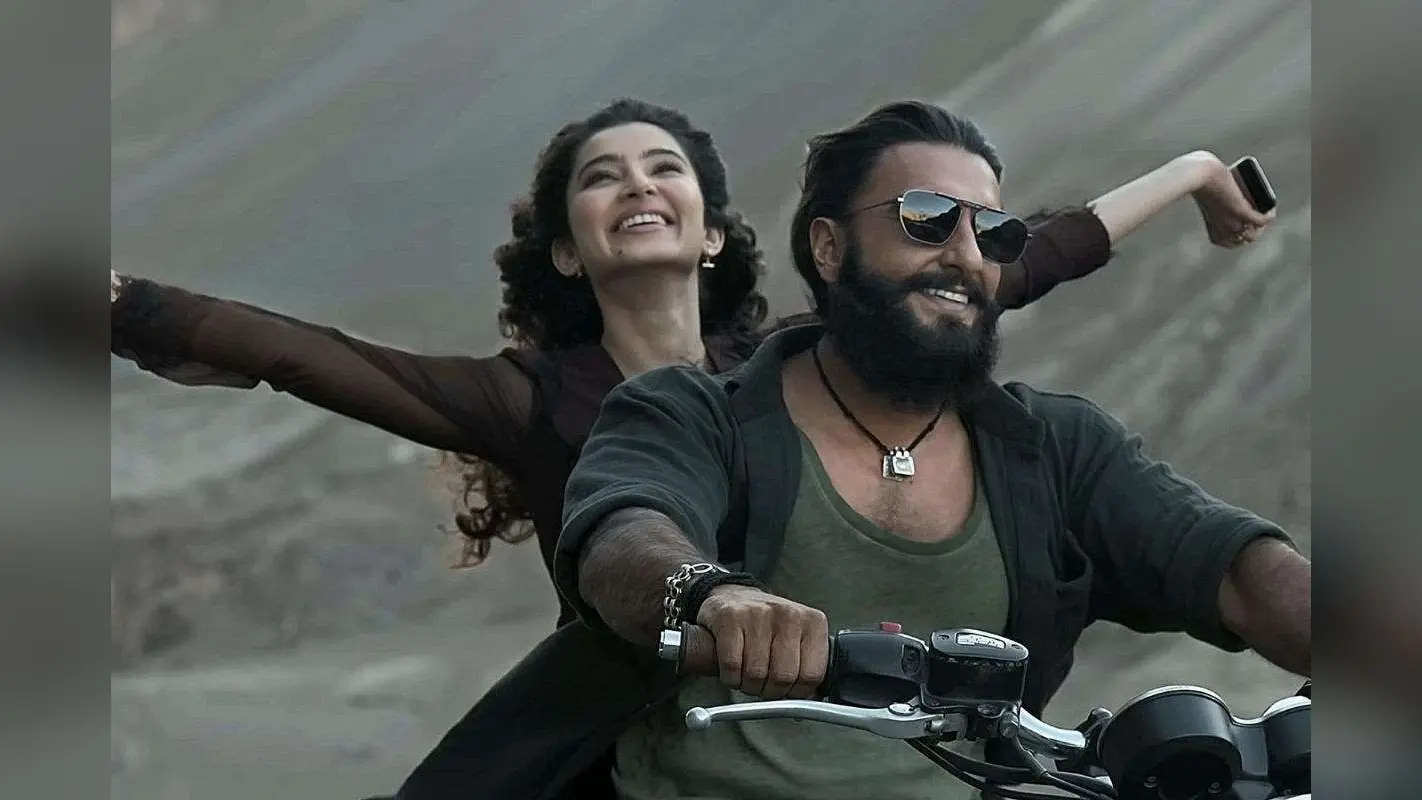 Dhurandhar Box Office Collection Day 34: एस.एस. राजामौली के RRR को ‘धुरंधर’ ने चटाई धूल, 34 दिनों में तोड़े इतने करोड़ का रिकॉर्ड, जानें कलेक्शन