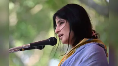 यूपी में SIR: सपा सांसद डिंपल यादव ने मैनपुरी DM को लिखी चिट्ठी, SIR नोटिस में देरी पर आपत्ति जताई