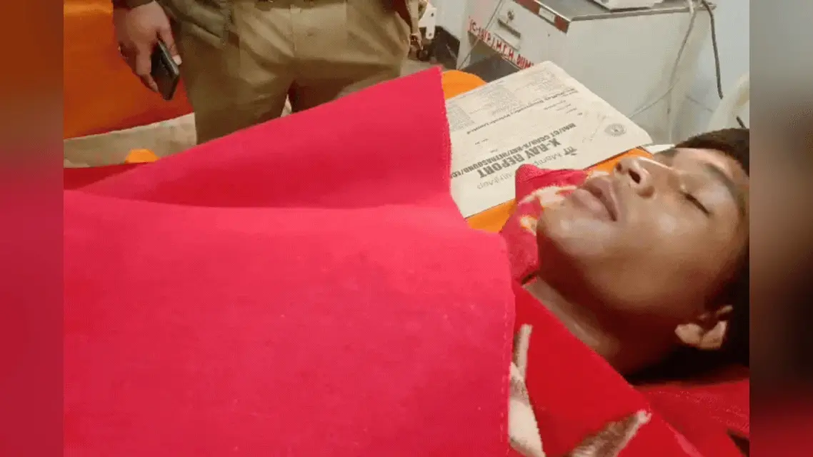 दुमका में मेला देखकर लौट रहे किशोरों पर चाकू से हमला, एक की मौत, 2 की हालत गंभीर