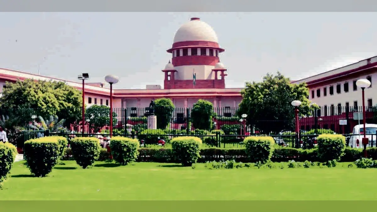आइ-पैक छापा: इडी पहुंची सुप्रीम कोर्ट कहा- उसके अधिकारों का हनन हुआ