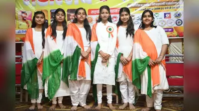 मीरगंज में युवा महोत्सव पर आयोजित हुआ सांस्कृतिक कार्यक्रम और कवि सम्मेलन