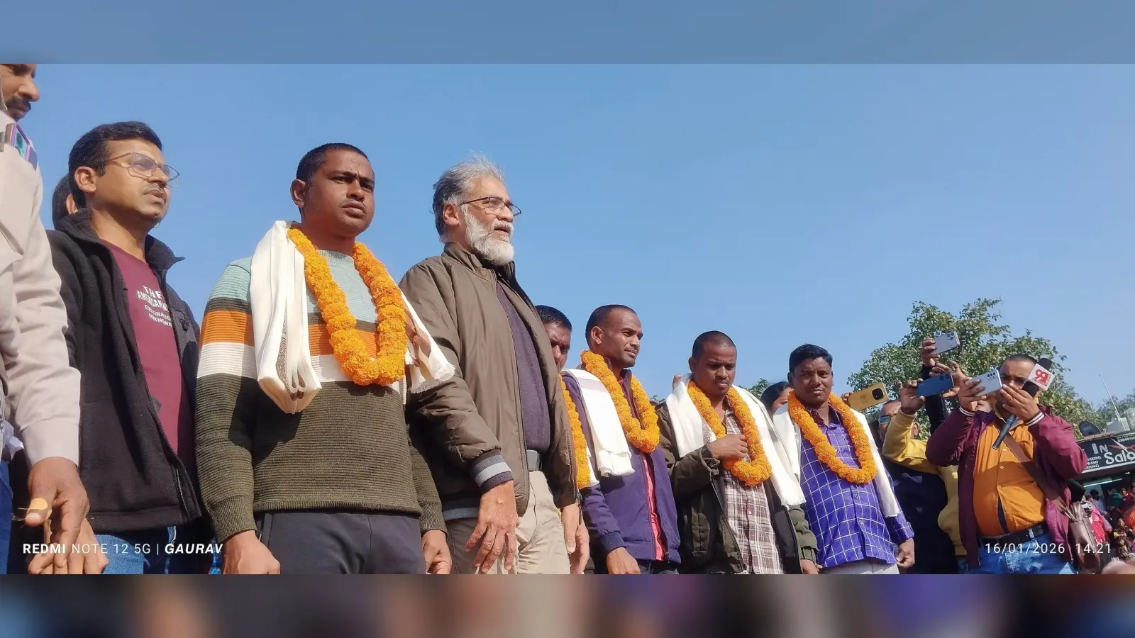 Giridih News :जन संकल्प सभा में नाइजर से लौटे मजदूर सम्मानित