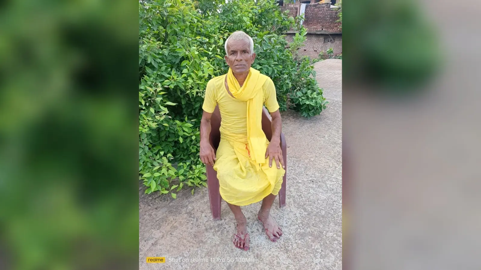 hajipur news. श्राद्ध कार्यक्रम से लौट रहे बुजुर्ग की ऑटो पलटने से मौत
