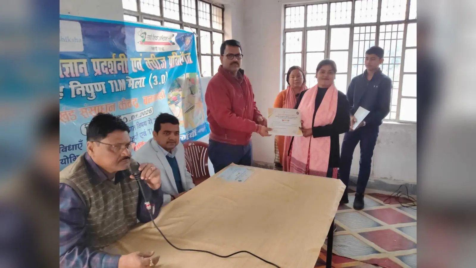 टीएलएम में बच्चों व शिक्षकों ने दिखाया कौशल