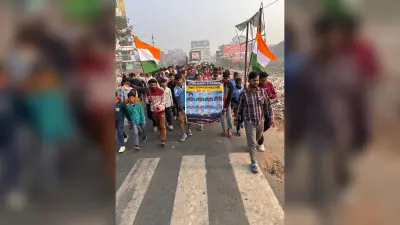 डोडा हादसे में शहीद जवानों को थावे में दी गयी भावपूर्ण श्रद्धांजलि